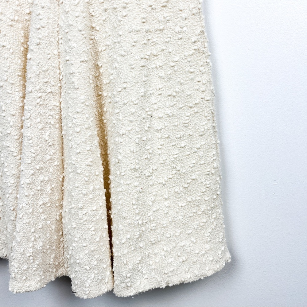 Forever 21 Off-White Textured Short Sleeve Dress, Perfect for Winter - Picture 6 of 8